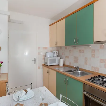 아파트 Fiorella - One Bedroom With Terrace And View 두브로브니크